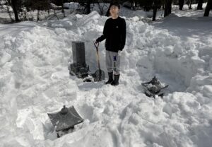 墓,雪掘りだし