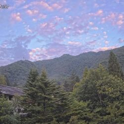 輝山、あかんだな山，ライブカメラ